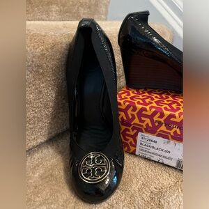 Tory Burch Black Leather Wedges